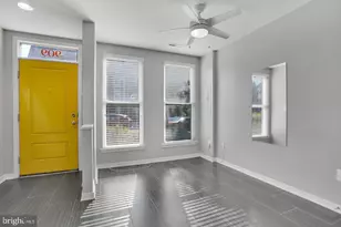 909 5th St SE, Washington, DC 20003 - Photo 28