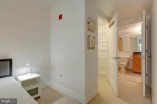 915 E St NW, Washington, DC 20004 - Photo 18