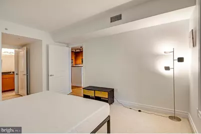 915 E Street NW #1001, Washington, DC 20004 - Photo 16