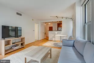 915 E St NW, Washington, DC 20004 - Photo 1