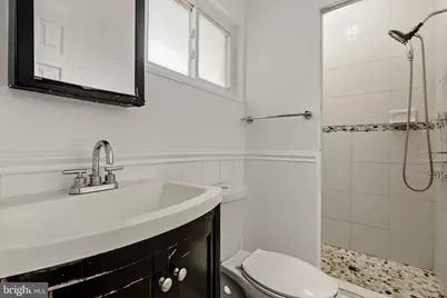 5036 Eastern Avenue NE, Washington, DC 20017 - Photo 4
