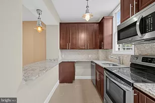 208 T St NE, Washington, DC 20002 - Photo 2