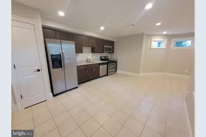 623 6th Street NE, Washington, DC 20002 - Photo 4