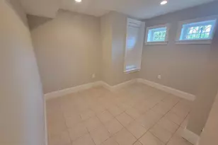 623 6th St NE, Washington, DC 20002 - Photo 8