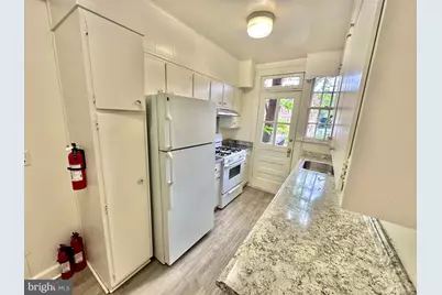 4422 Greenwich Parkway NW, Washington, DC 20007 - Photo 2