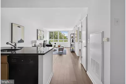 355 I Street SW #317, Washington, DC 20024 - Photo 6