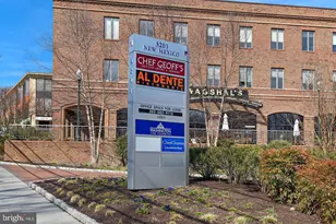 4201 Cathedral Ave NW, Washington, DC 20016 - Photo 40