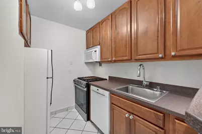 1301 20th Street NW #110, Washington, DC 20036 - Photo 6
