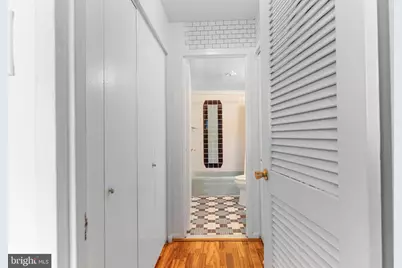 700 7th Street SW #119, Washington, DC 20024 - Photo 8