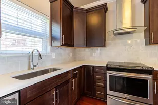 427 Woodcrest Dr SE, Washington, DC 20032 - Photo 4