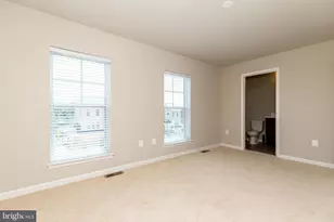 427 Woodcrest Dr SE, Washington, DC 20032 - Photo 12