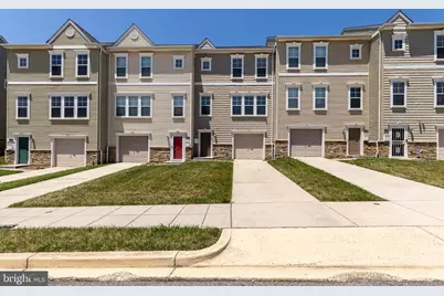 427 Woodcrest Drive SE, Washington, DC 20032 - Photo 2