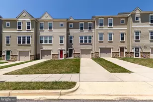 427 Woodcrest Dr SE, Washington, DC 20032 - Photo 2