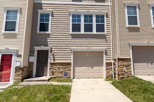 427 Woodcrest Dr SE, Washington, DC 20032 - Photo 1