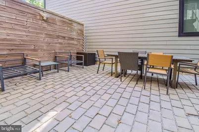 1016 17th Place NE #102, Washington, DC 20002 - Photo 18