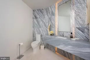 601 Wharf St SW, Washington, DC 20024 - Photo 14