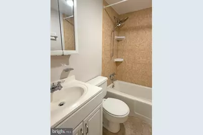 1260 21st Street NW #301, Washington, DC 20036 - Photo 8