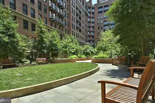 631 D Street NW, Washington, DC 20004 - Photo 28