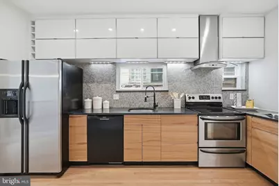 1421 T Street NW #11, Washington, DC 20009 - Photo 6