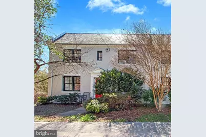 4474 Macarthur Boulevard NW, Washington, DC 20007 - Photo 2