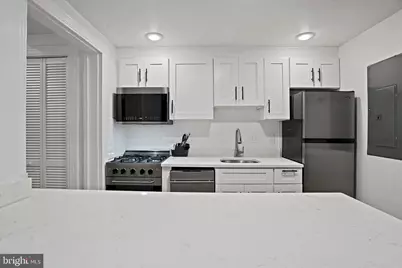 409 Constitution Avenue NE #2, Washington, DC 20002 - Photo 10