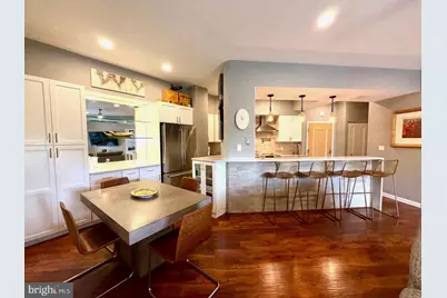 2111 Wisconsin Avenue NW #710, Washington, DC 20007 - Photo 8