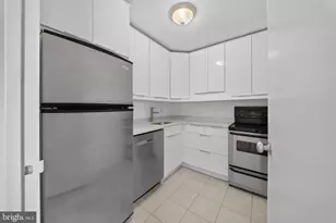 4600 Connecticut Ave NW, Washington, DC 20008 - Photo 12