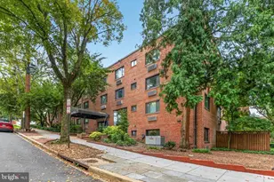 4114 NW Davis Pl NW, Washington, DC 20007 - Photo 2