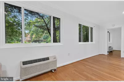 4114 NW Davis Place NW #118, Washington, DC 20007 - Photo 8