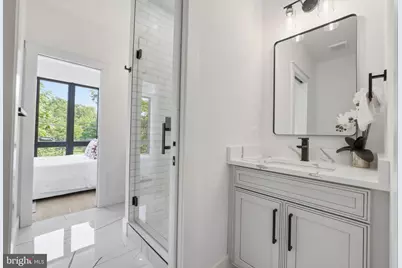 1933 Calvert Street NW, Washington, DC 20009 - Photo 44