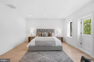 1933 Calvert St NW, Washington, DC 20009 - Photo 58
