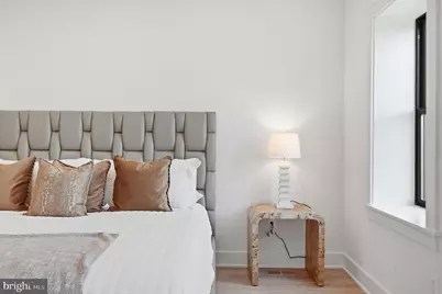 1933 Calvert Street NW, Washington, DC 20009 - Photo 56