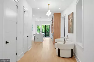 1933 Calvert St NW, Washington, DC 20009 - Photo 20