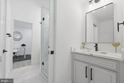 1933 Calvert Street NW, Washington, DC 20009 - Photo 68