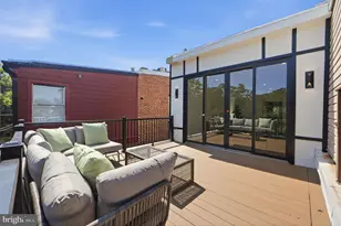 1933 Calvert St NW, Washington, DC 20009 - Photo 50