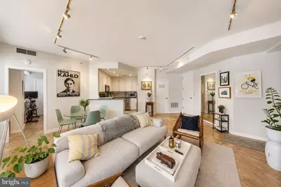 1300 13th Street NW #102, Washington, DC 20005 - Photo 2