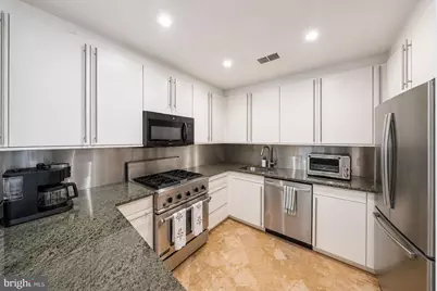 1300 13th Street NW #102, Washington, DC 20005 - Photo 6