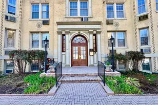 3024 Wisconsin Ave NW, Washington, DC 20016 - Photo 2