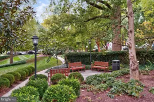 4200 Cathedral Ave NW, Washington, DC 20016 - Photo 18