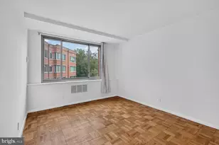 4200 Cathedral Ave NW, Washington, DC 20016 - Photo 8