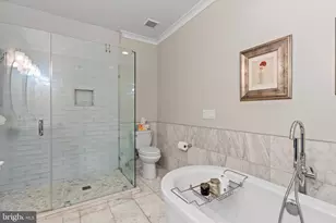 2026 North Capitol St NW, Washington, DC 20002 - Photo 6