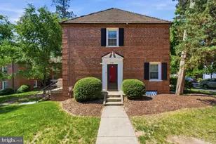 2118 Suitland Terrace SE, Washington, DC 20020 - Photo 2