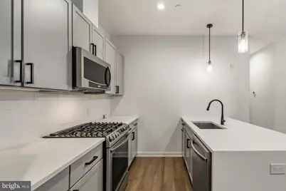 2612 University Place NW #1, Washington, DC 20009 - Photo 6