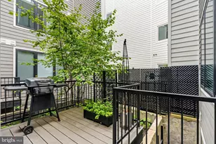 2612 University Pl NW, Washington, DC 20009 - Photo 10