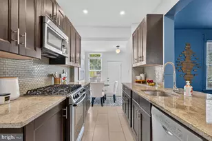 437 Kenyon St NW, Washington, DC 20010 - Photo 12