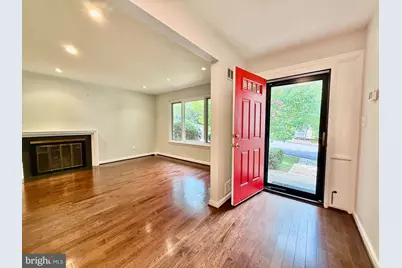 4439 Springdale Street NW, Washington, DC 20016 - Photo 4