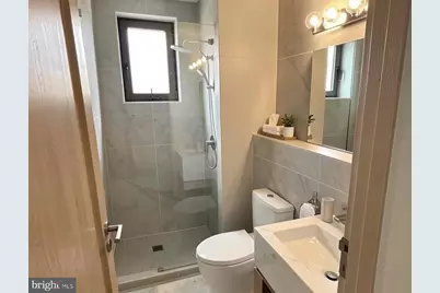 1109 5th Street NW, Washington, DC 20001 - Photo 6