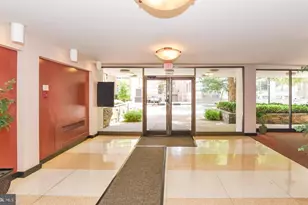 522 21st St NW, Washington, DC 20006 - Photo 2