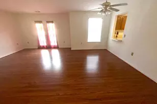 3708 Franklin D Roosevelt NE, Washington, DC 20019 - Photo 4