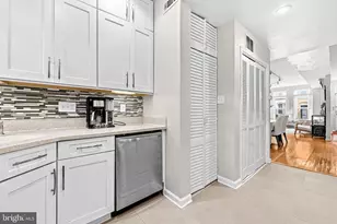 1327 Emerald St NE, Washington, DC 20002 - Photo 8